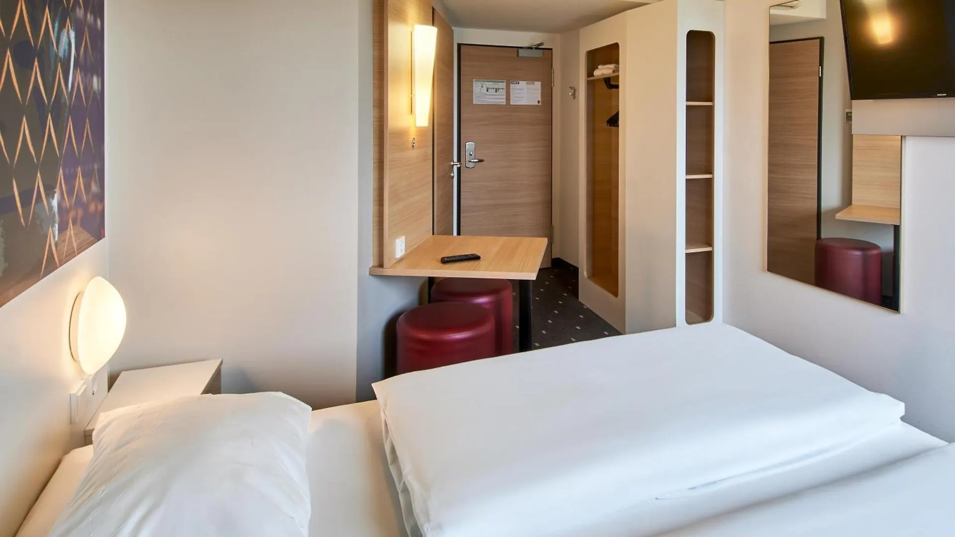 B&B Hotel Frankfurt-Nord Fráncfort del Meno 3*,  Alemania